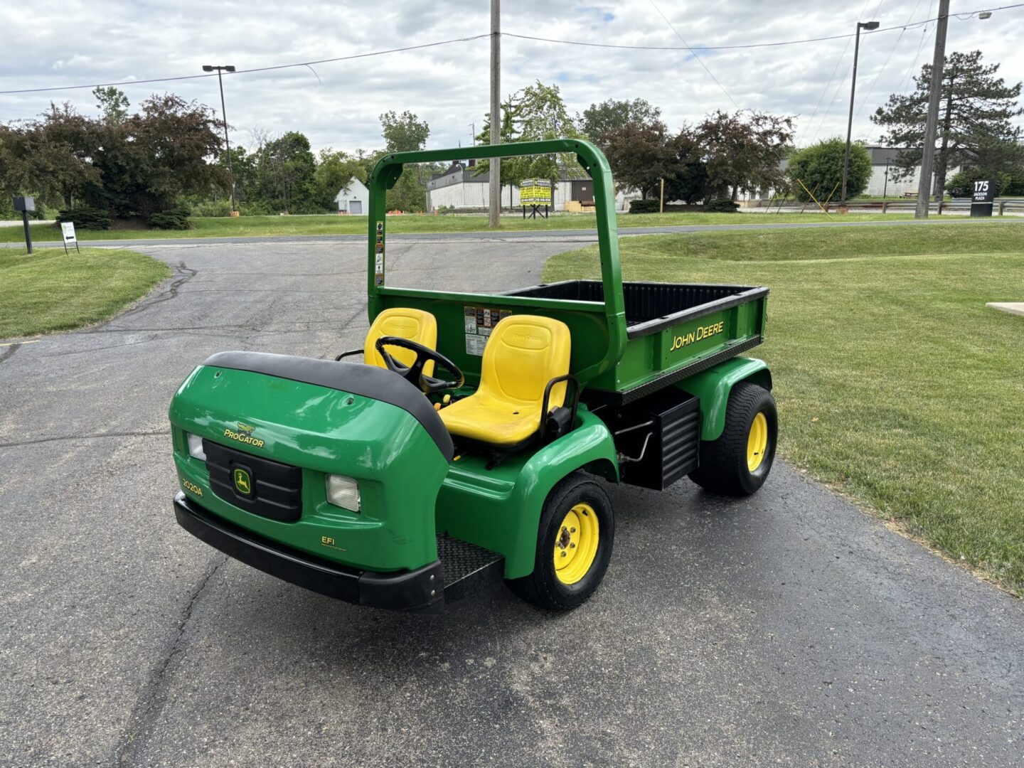 2018 John Deere ProGator™ 2020A Michigan Turf Equipment