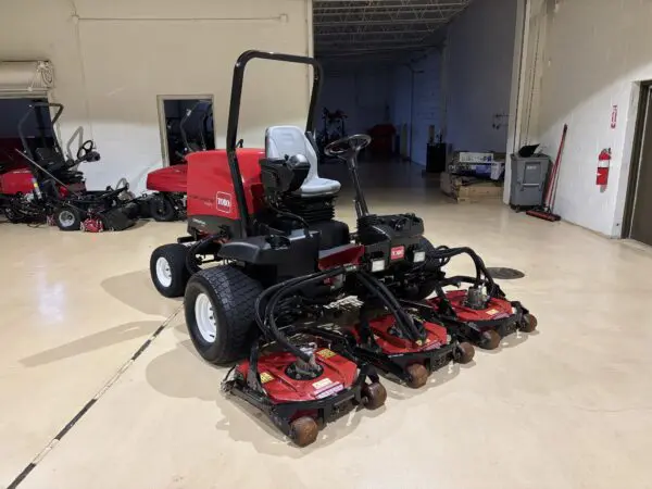 2018 Toro Groundsmaster® 4300D Rotary Contour Mower - Image 3