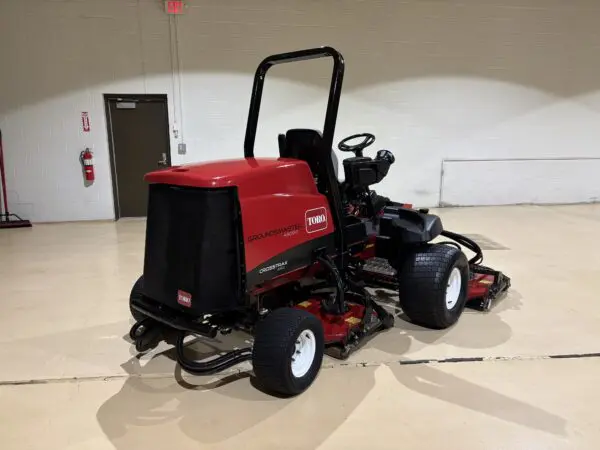 2018 Toro Groundsmaster® 4300D Rotary Contour Mower - Image 4