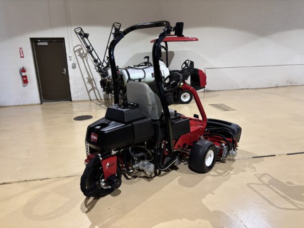 2019 Toro Greensmaster® 3150-Q Triplex Greens Mower – 3WD - Image 4