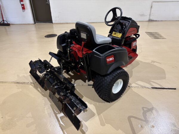 2019 Toro 3040 SandPro® Bunker/Infield Rake - Image 4