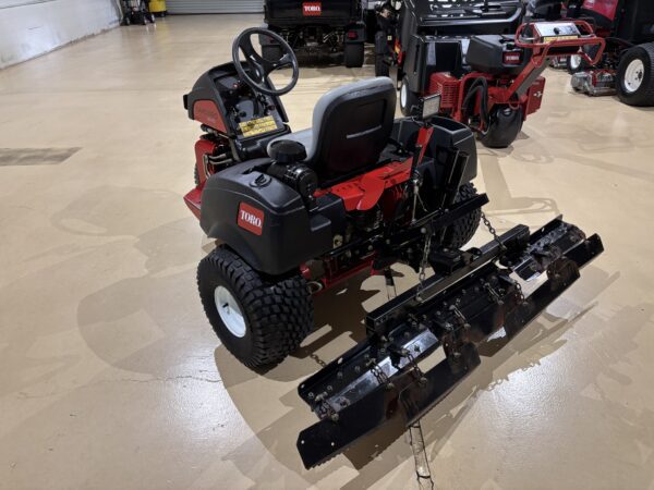 2019 Toro 3040 SandPro® Bunker/Infield Rake - Image 5