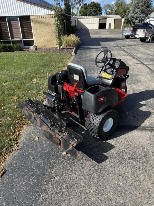 2019 Toro 3040 SandPro® Bunker/Infield Rake - Image 4