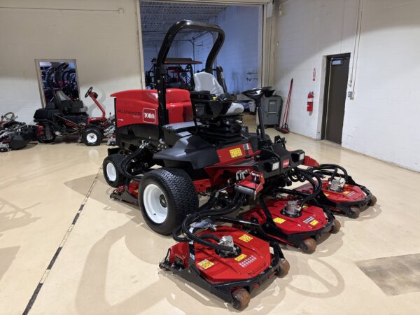 2019 Toro Groundsmaster® 4500-D Rotary Contour Mower AWD - Image 3