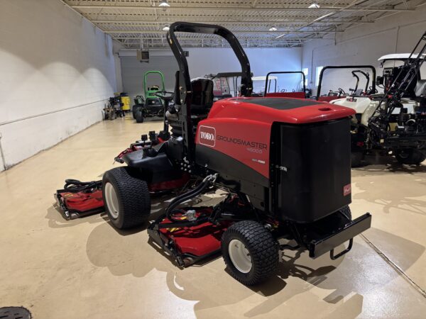 2019 Toro Groundsmaster® 4500-D Rotary Contour Mower AWD - Image 5