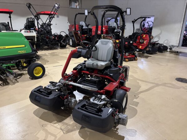 2019 Toro Greensmaster®3320 TriFlex™ Hybrid