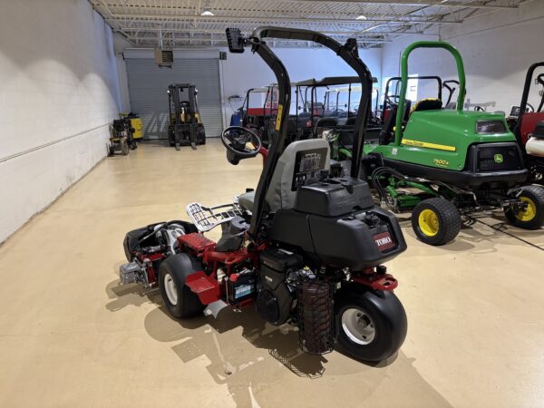 2019 Toro Greensmaster®3320 TriFlex™ Hybrid - Image 5