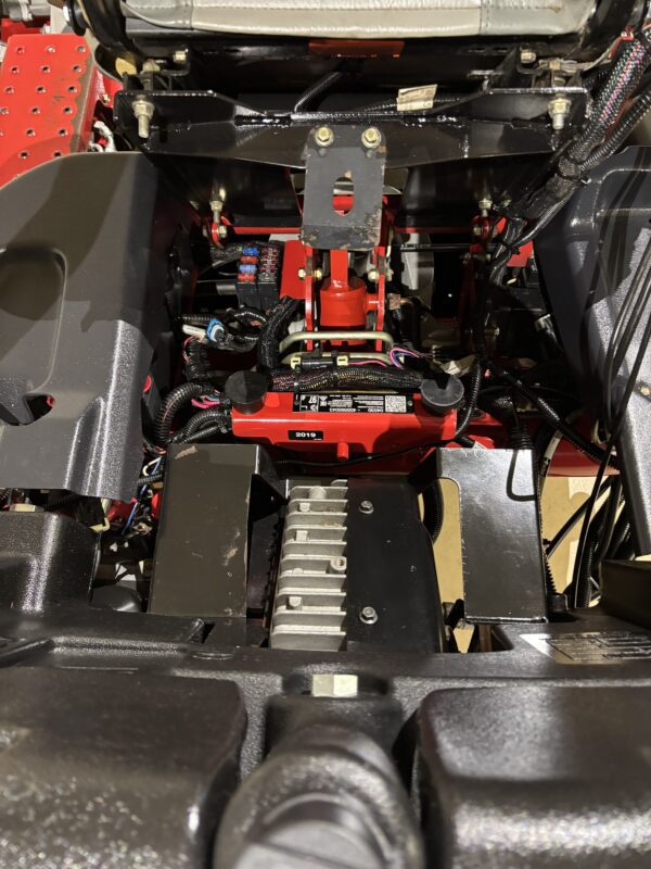 2019 Toro Greensmaster®3320 TriFlex™ Hybrid - Image 6