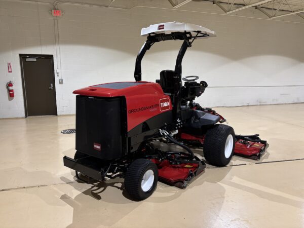 2018 Toro Groundsmaster® 4500-D Rotary Contour Mower AWD - Image 4