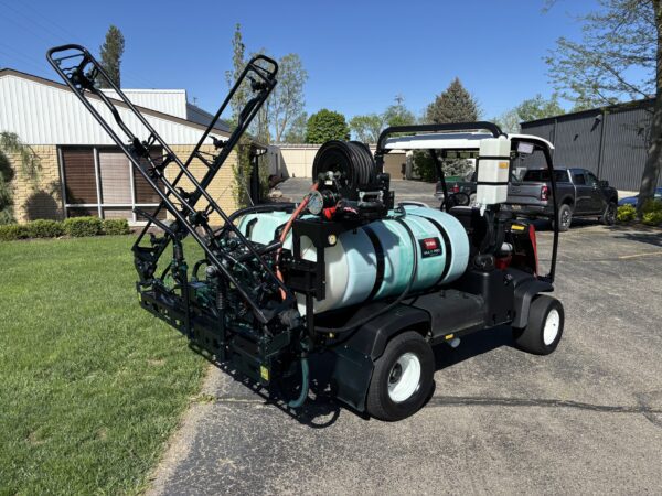 2019 Toro Multi Pro® 5800G – 300 Gallon sprayer - Image 4