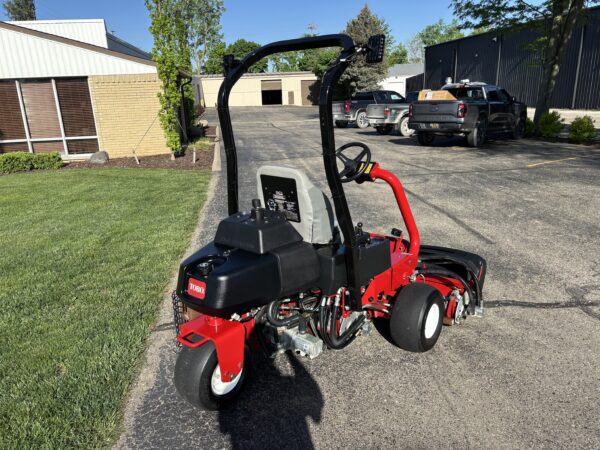 2020 Toro Greensmaster® 3150-Q Triplex Greens Mower - Image 4