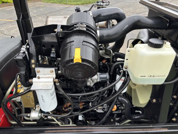 2020 Toro Groundsmaster® 4500-D Rotary Contour Mower AWD - Image 6