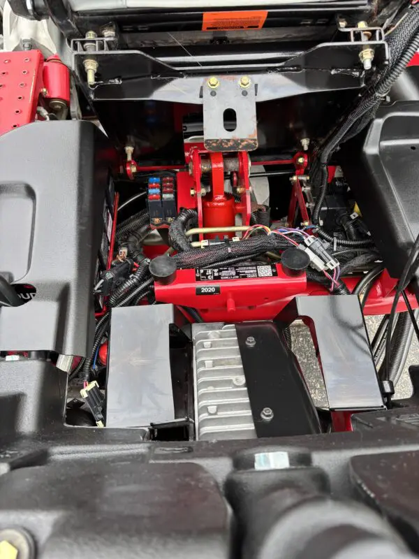 2020 Toro Greensmaster®3320 TriFlex™ Hybrid - Image 6
