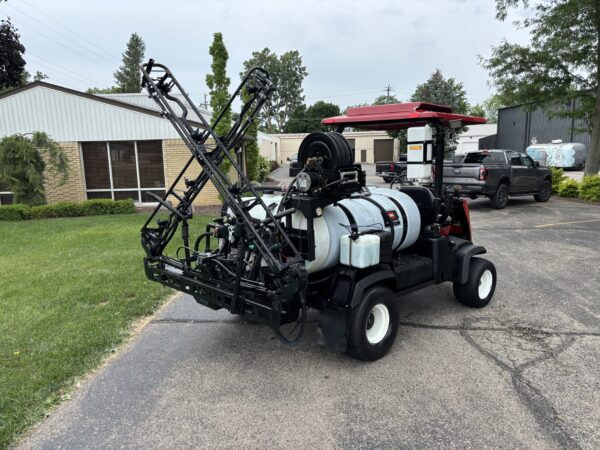 2019 Toro Multi Pro® 5800G – 300 Gallon sprayer - Image 4