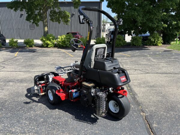 2020 Toro Greensmaster®3320 TriFlex™ Hybrid - Image 5