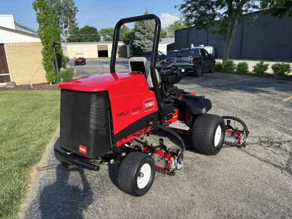 2019 Toro Reelmaster® 5410 Fairway Mower - Image 4