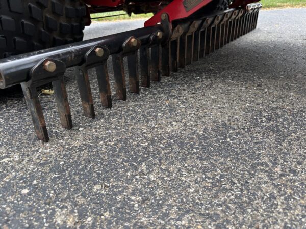 2019 Toro Sand Pro® 5040 Bunker/Ballfield Rake - Image 7