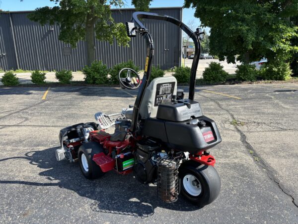 2019 Toro Greensmaster®3320 TriFlex™ Hybrid - Image 5