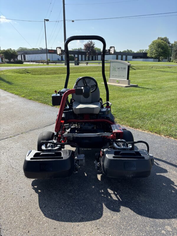2019 Toro Greensmaster®3320 TriFlex™ Hybrid - Image 10