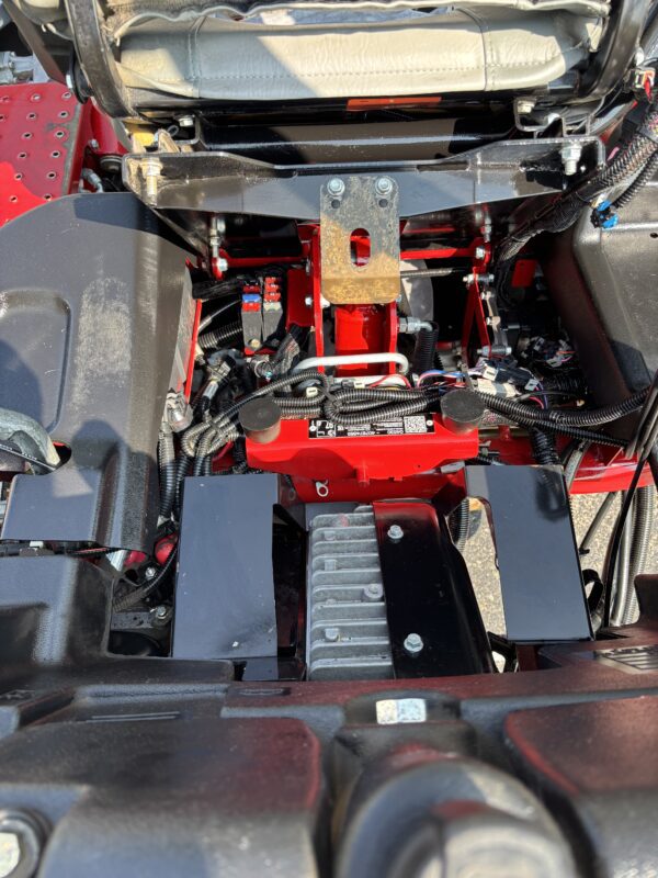 2020 Toro Greensmaster®3320 TriFlex™ Hybrid - Image 6