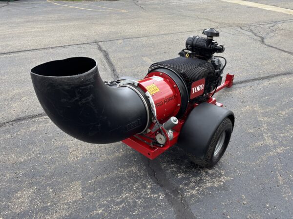2019 Toro Pro Force™ Turbine Debris Blower - Image 4