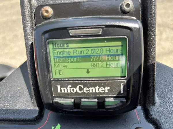 2020 Toro Greensmaster®3320 TriFlex™ Hybrid - Image 7