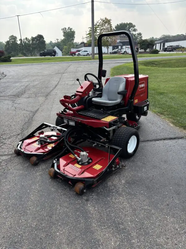 2018 Toro Groundsmaster® 3500D Sidewinder Rotary Mower