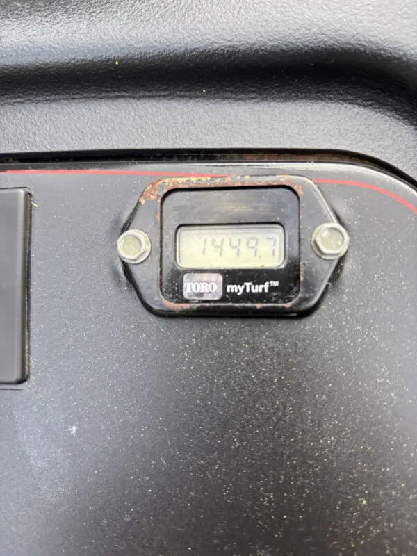 2018 Toro Groundsmaster® 3500D Sidewinder Rotary Mower - Image 8