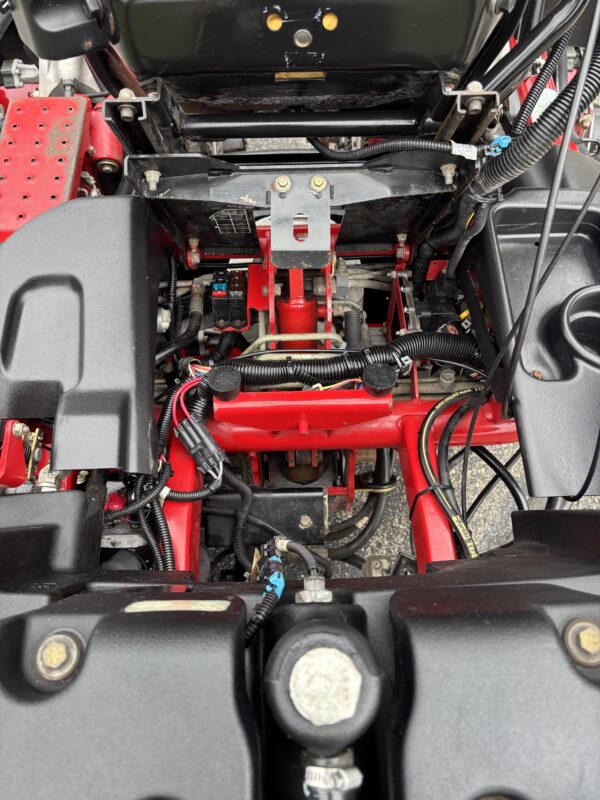 2011 Toro Greensmaster® TriFlex™ 3300 Greens Mower - Image 6