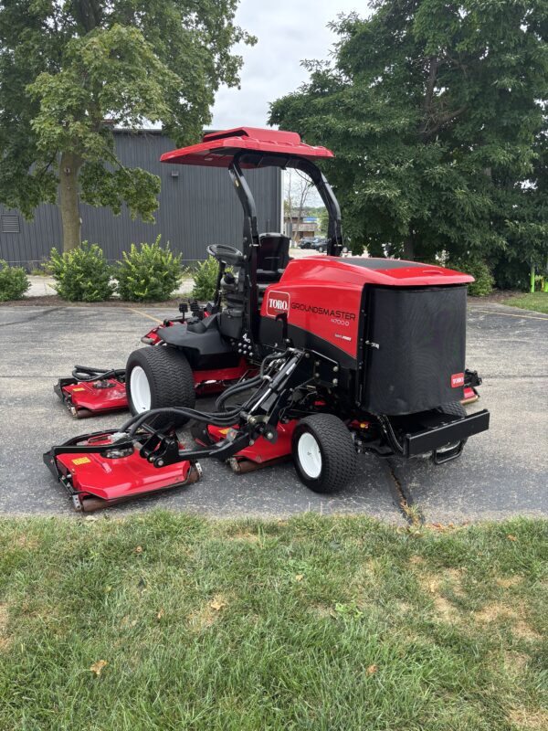 2020 Toro Groundsmaster® 4700-D Rotary Contour Mower AWD - Image 5
