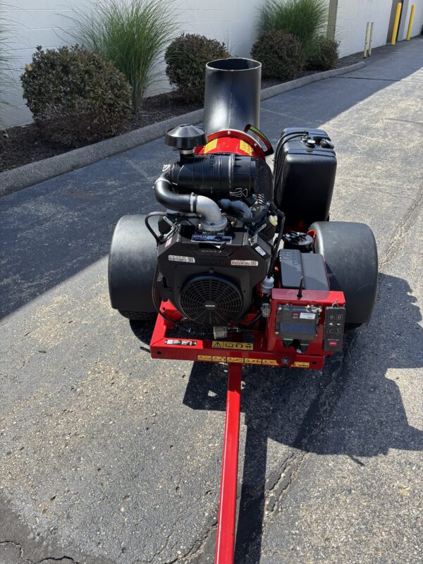 2020 Toro Pro Force™ Turbine Debris Blower - Image 9