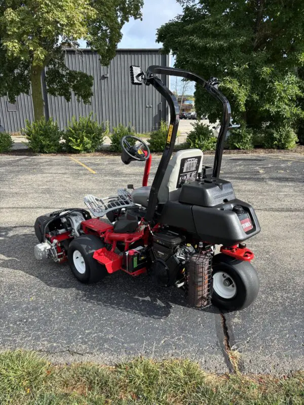 2020 Toro Greensmaster®3320 TriFlex™ Hybrid - Image 5