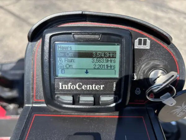 2019 Toro Groundsmaster® 4300D Rotary Contour Mower - Image 8