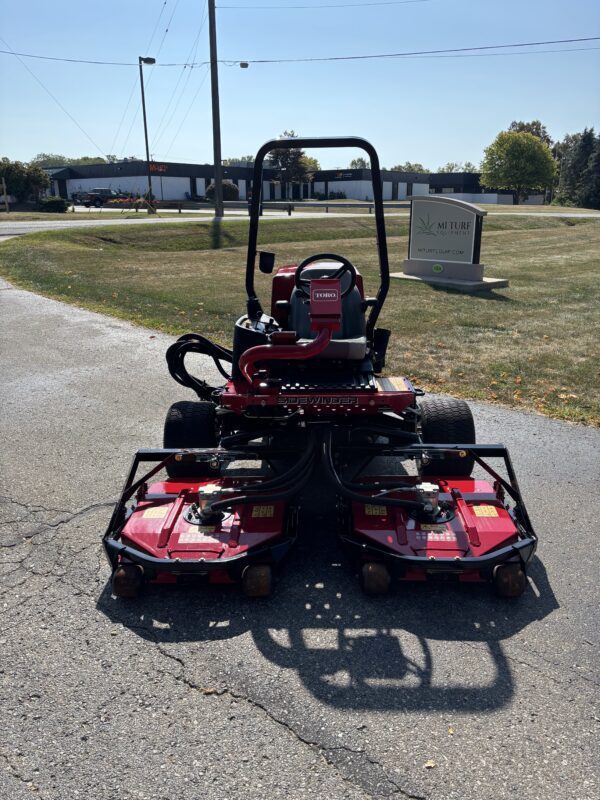 2020 Toro Groundsmaster® 3500D Sidewinder Rotary Mower - Image 10
