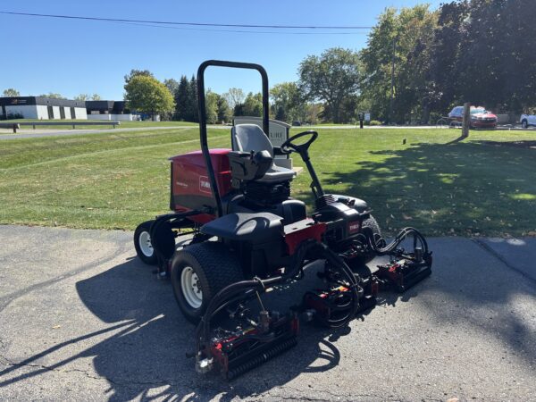 2007 Toro 5410 Reelmaster w/CrossTrax® AWD Fairway Mower - Image 3