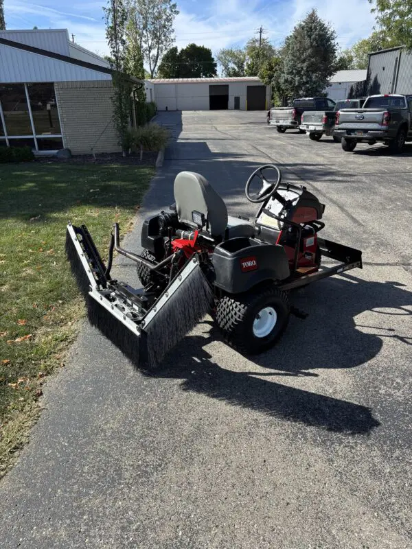 2019 Toro 3040 SandPro® Ballfield Rake - Image 4