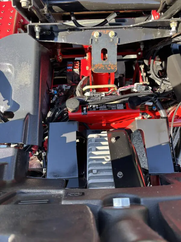 2019 Toro Greensmaster®3320 TriFlex™ Hybrid - Image 6