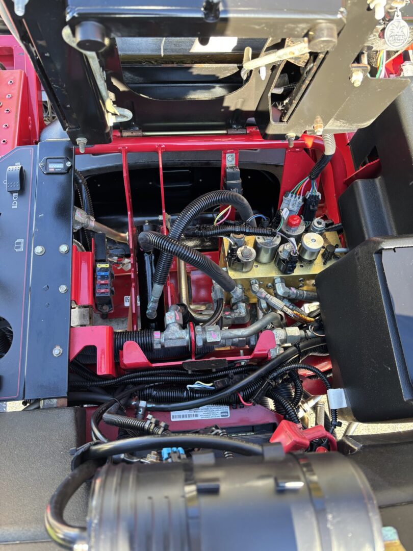 2020 Toro Greensmaster® 3150-Q Triplex Greens Mower - Image 6