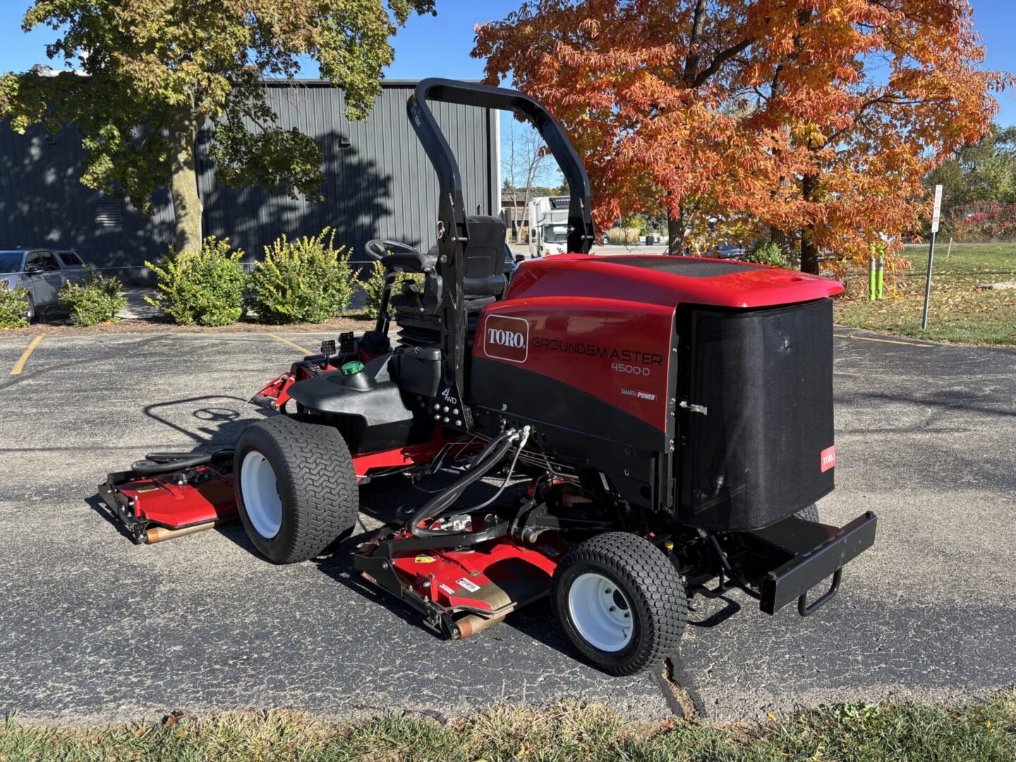 2019 Toro Groundsmaster® 4500-D Rotary Contour Mower AWD - Image 5