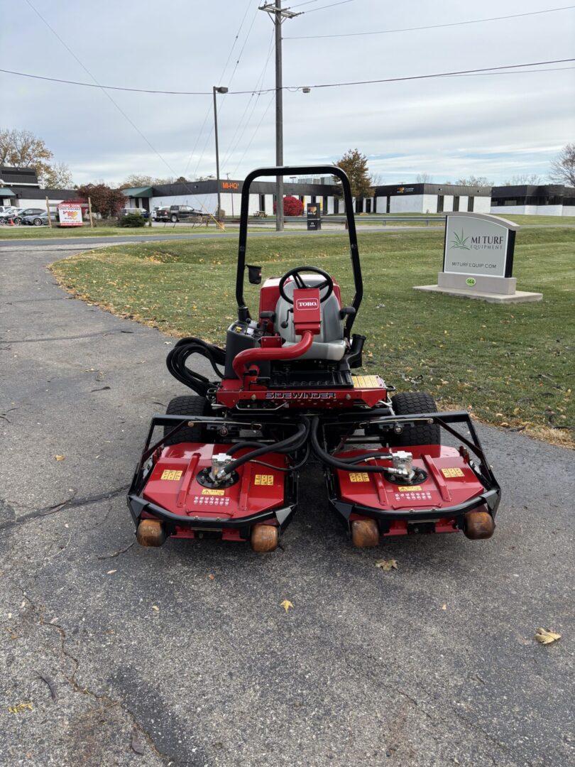 2019 Toro Groundsmaster® 3500D Sidewinder Rotary Mower - Image 10