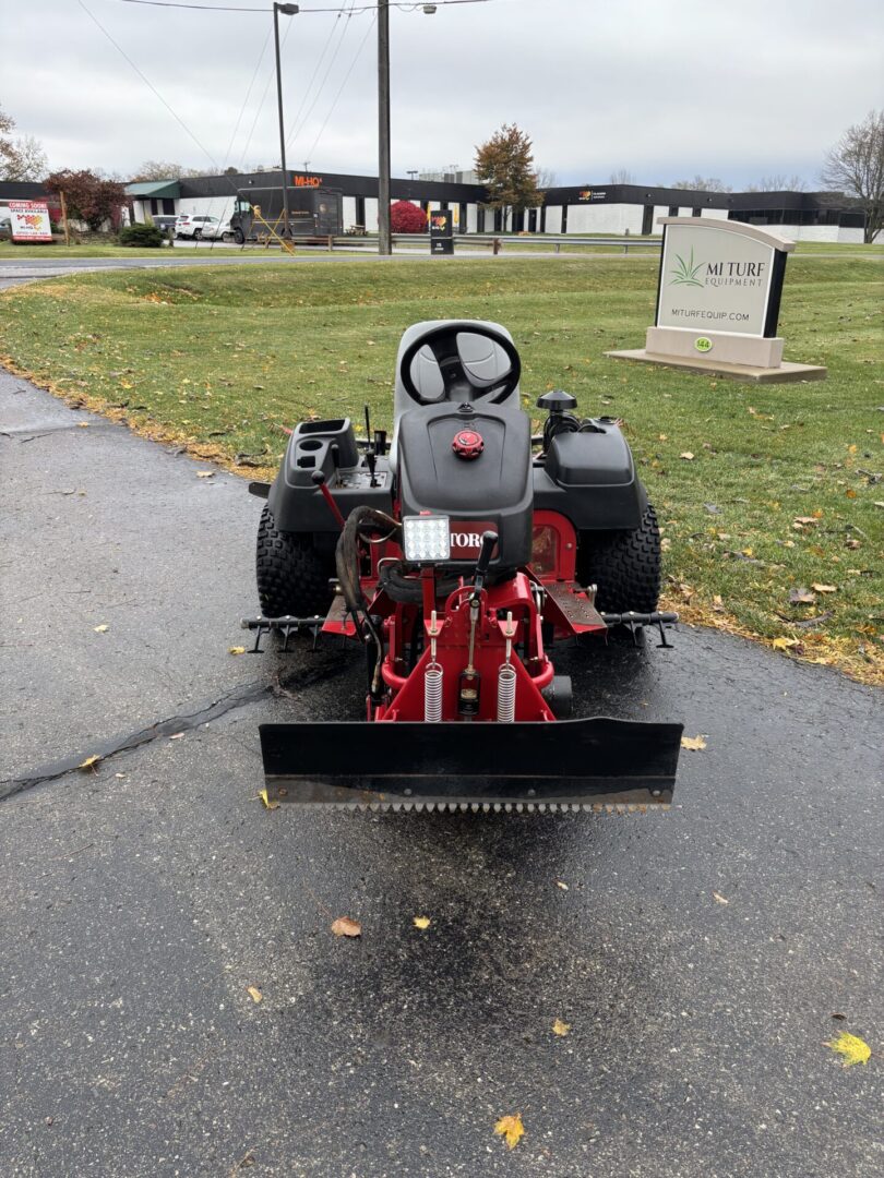 2019 Toro Sand Pro® 5040 Bunker/Ballfield Rake - Image 10