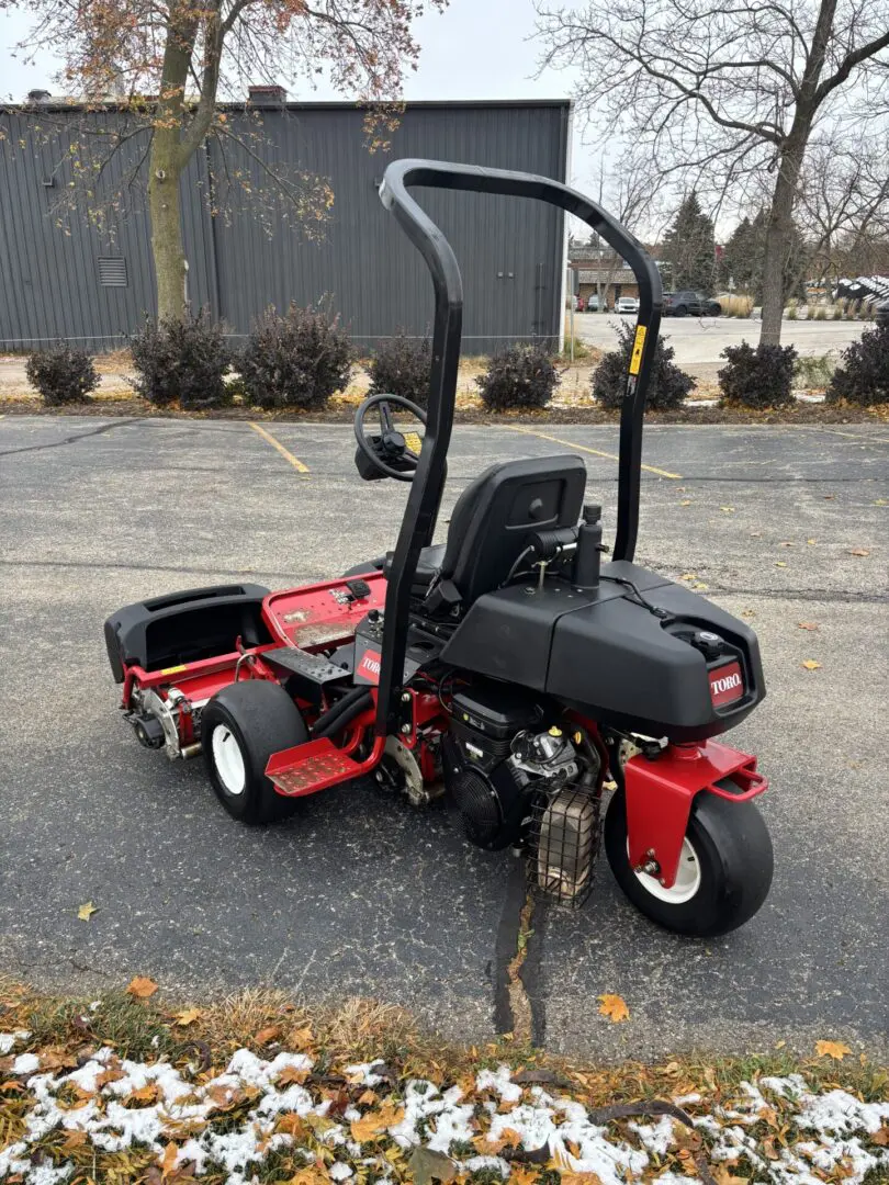 2016 Toro Greensmaster® 3120 Triplex Greens Mower - Image 5