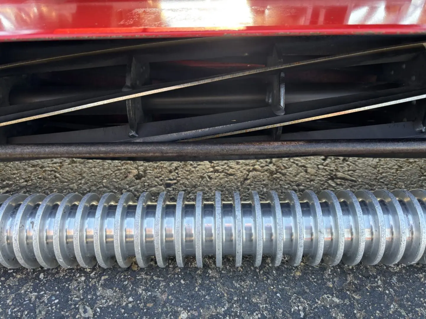 2016 Toro Greensmaster® 1600 Walking Greens Mower - Image 8