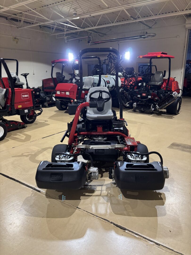2018 Toro Greensmaster®3320 TriFlex™ Hybrid – 3WD - Image 9