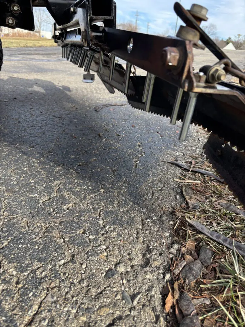 2021 Toro Sand Pro® 5040 Bunker/Infield Rake - Image 8