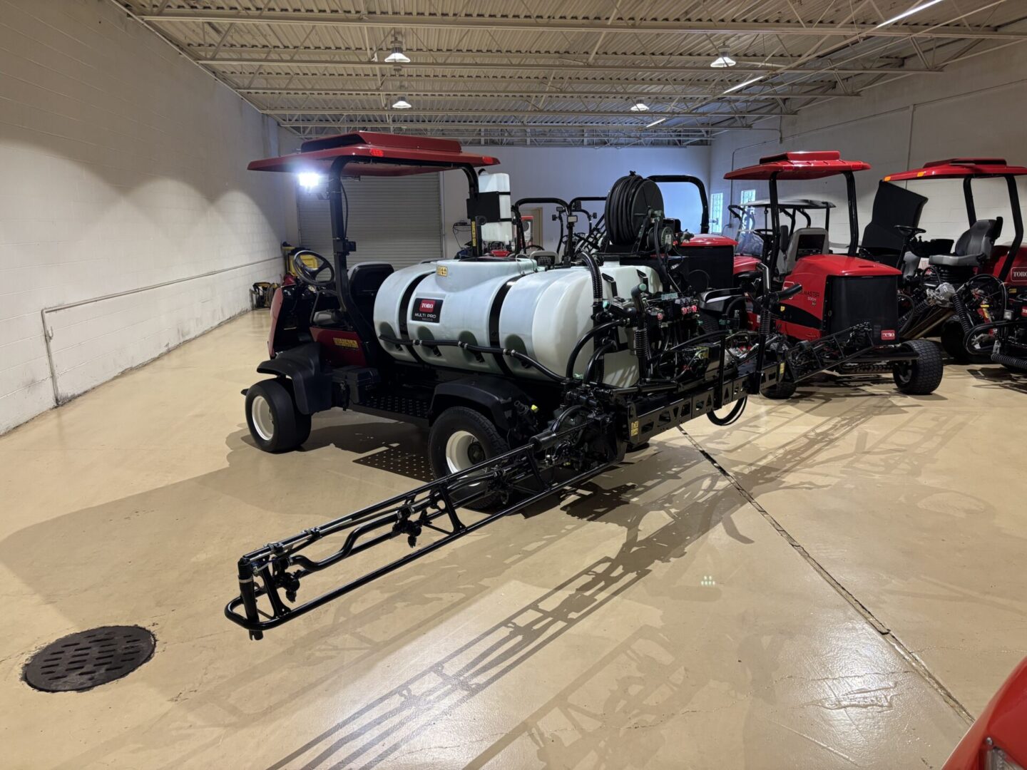 2019 Toro Multi Pro® 5800G – 300 Gallon sprayer - Image 6