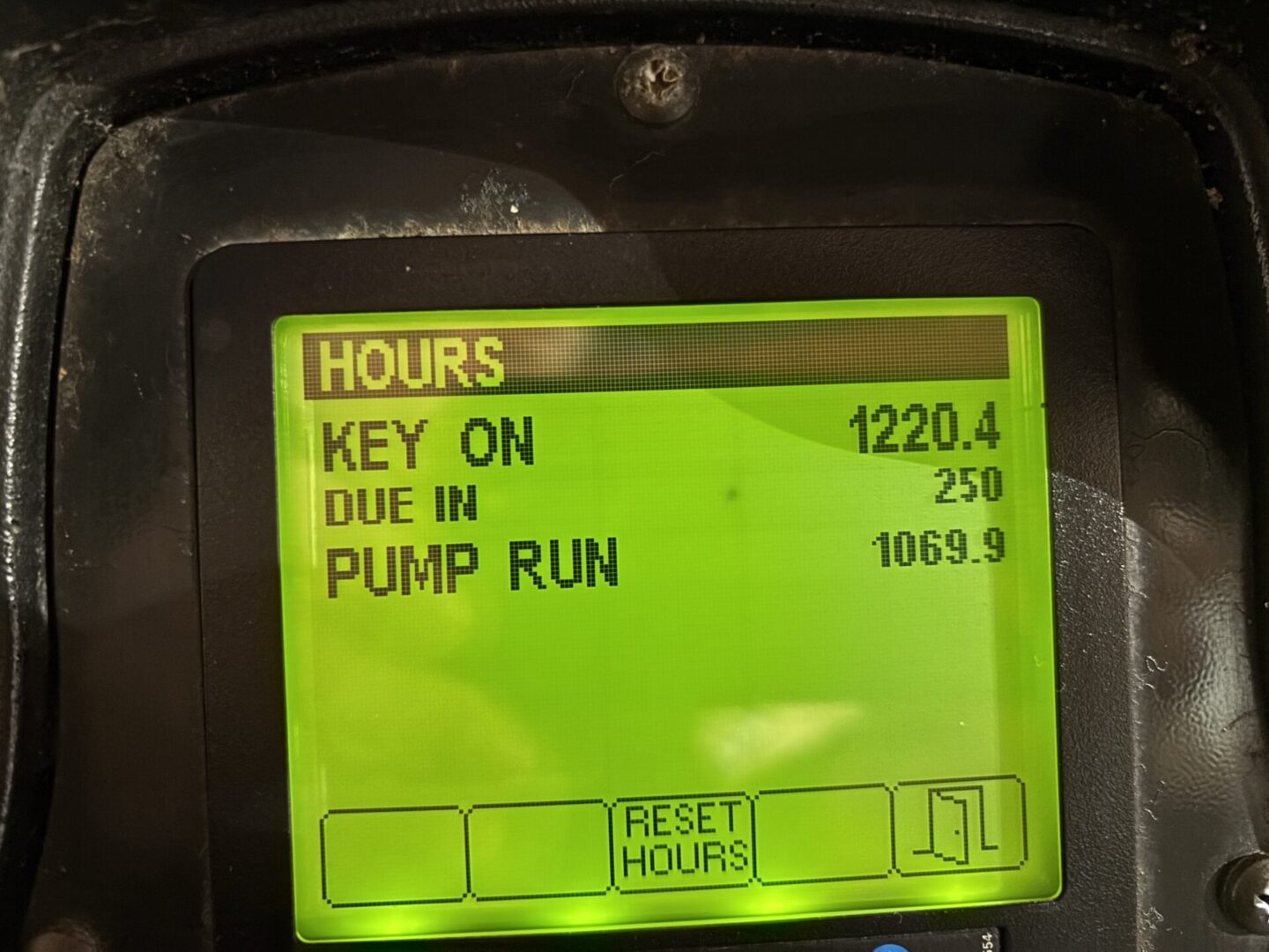 2019 Toro Multi Pro® 5800G – 300 Gallon sprayer - Image 7