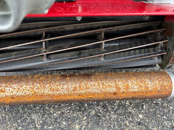 2020 Toro Greensmaster®3320 TriFlex™ Hybrid - Image 8