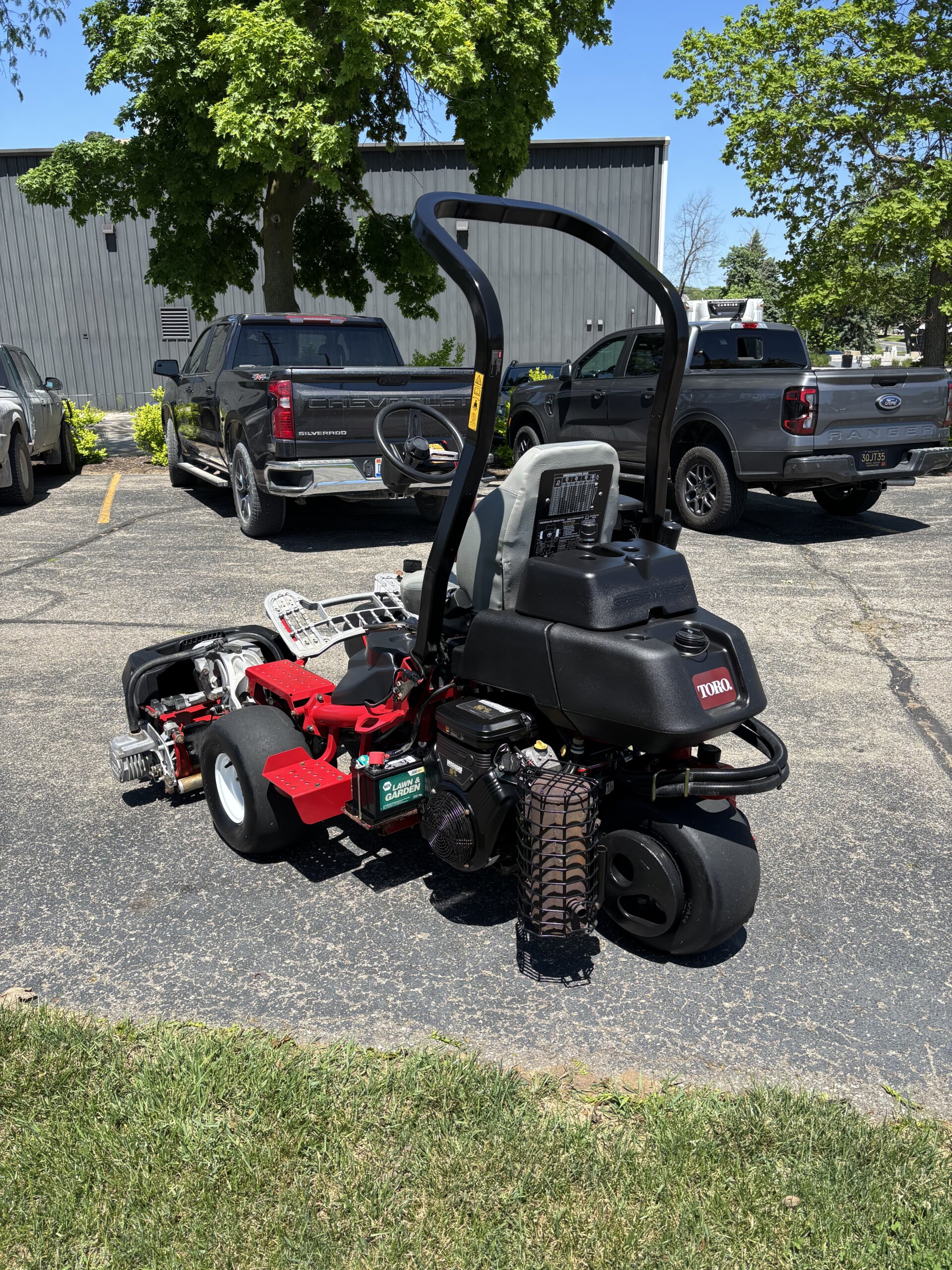 2020 Toro Greensmaster®3320 TriFlex™ Hybrid - 3WD - Image 5
