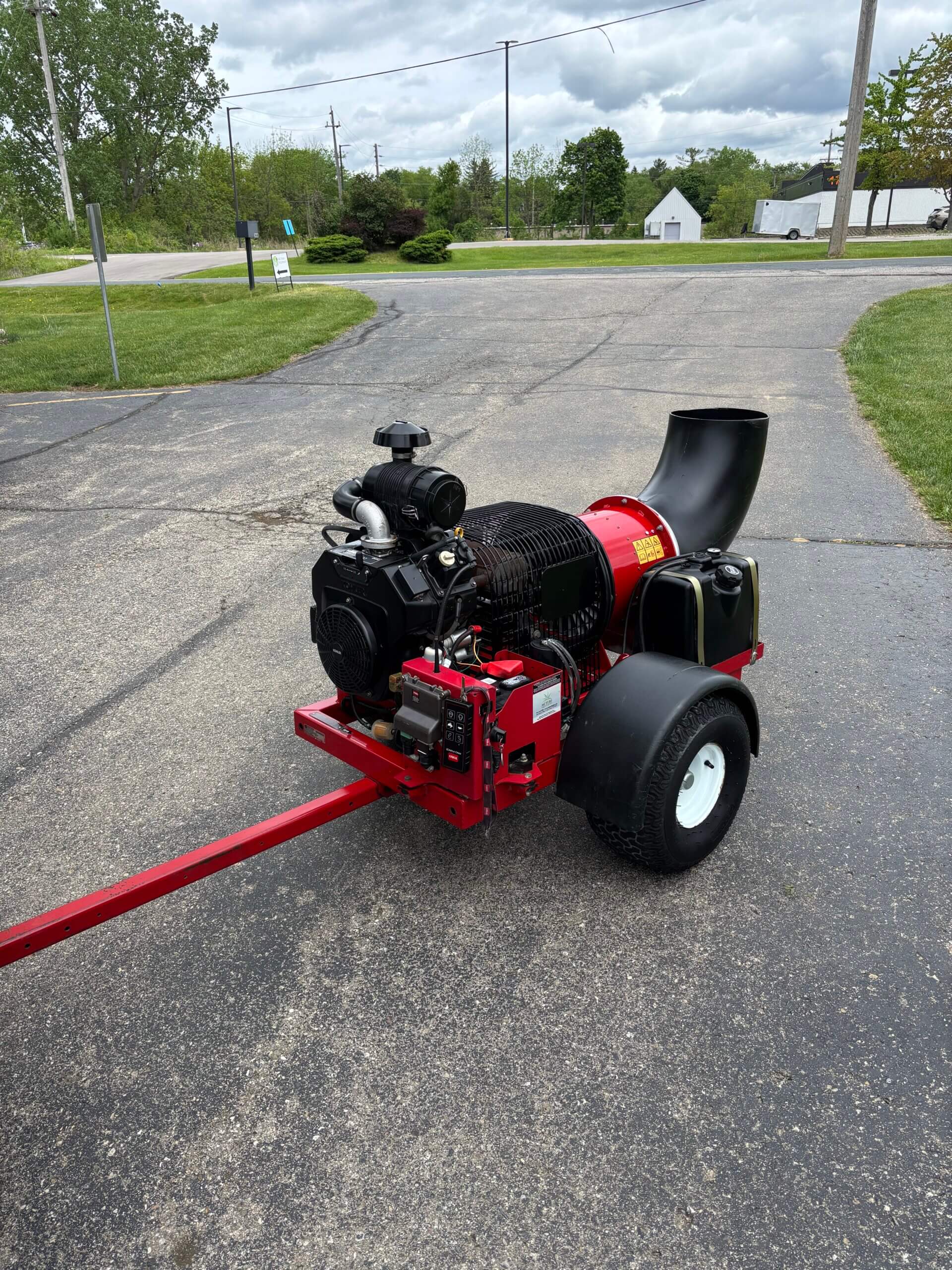 2019 Toro Pro Force™ Turbine Debris Blower - Image 2